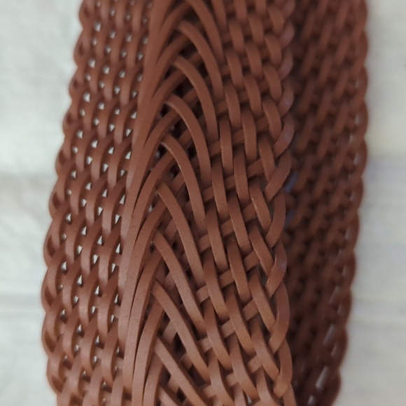 Universal Thread NWT M Belt Brown/ Silver - Picture 3 of 4